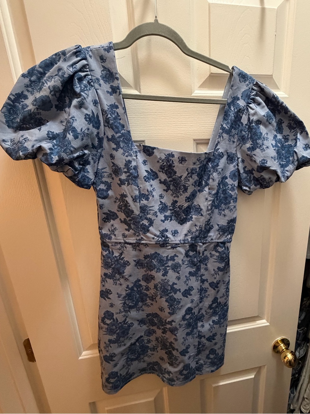 Denim style Blue Floral Puff-Sleeve Square Neck dress size M